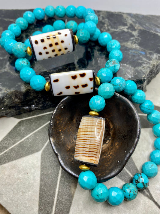 Turquoise and Shell Stretch Bracelet